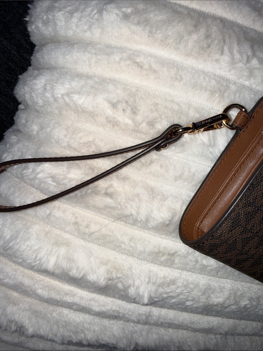 Michael Kors Brown and Gold Logo Wristlet🔥BRAND NEW! - Picture 2 of 4
